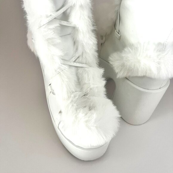 White Faux Fur Goth Platform Knee High Boots With Zippers Size 41 - Picture 3 of 16